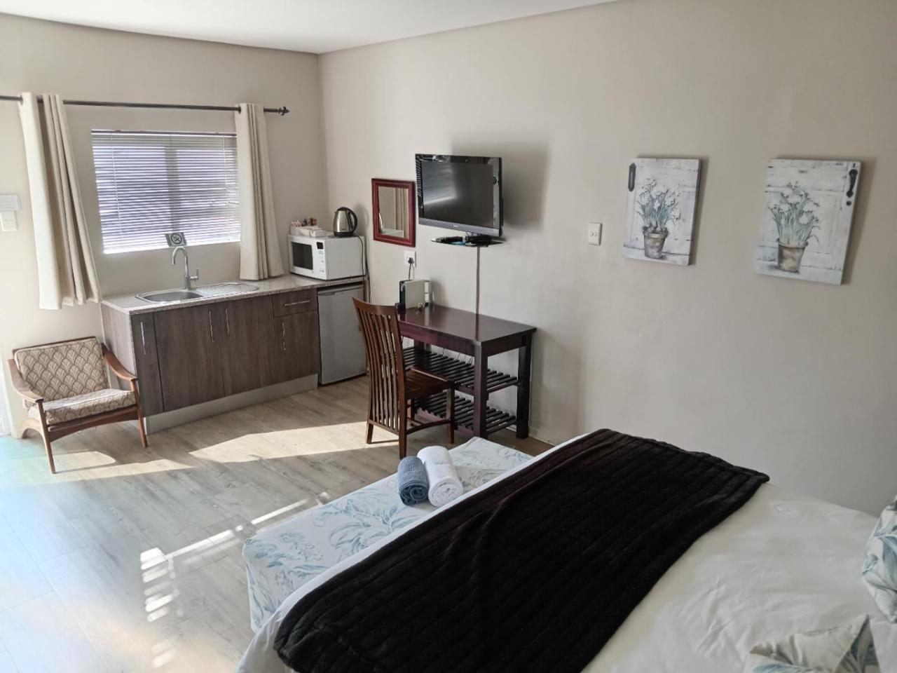 Bed and Breakfast Urban Manor Port Elizabeth Esterno foto