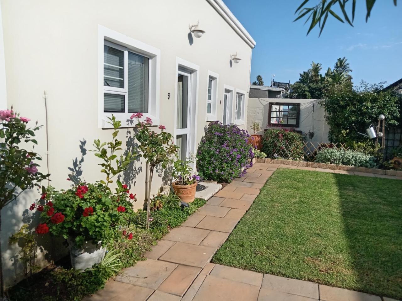 Bed and Breakfast Urban Manor Port Elizabeth Esterno foto